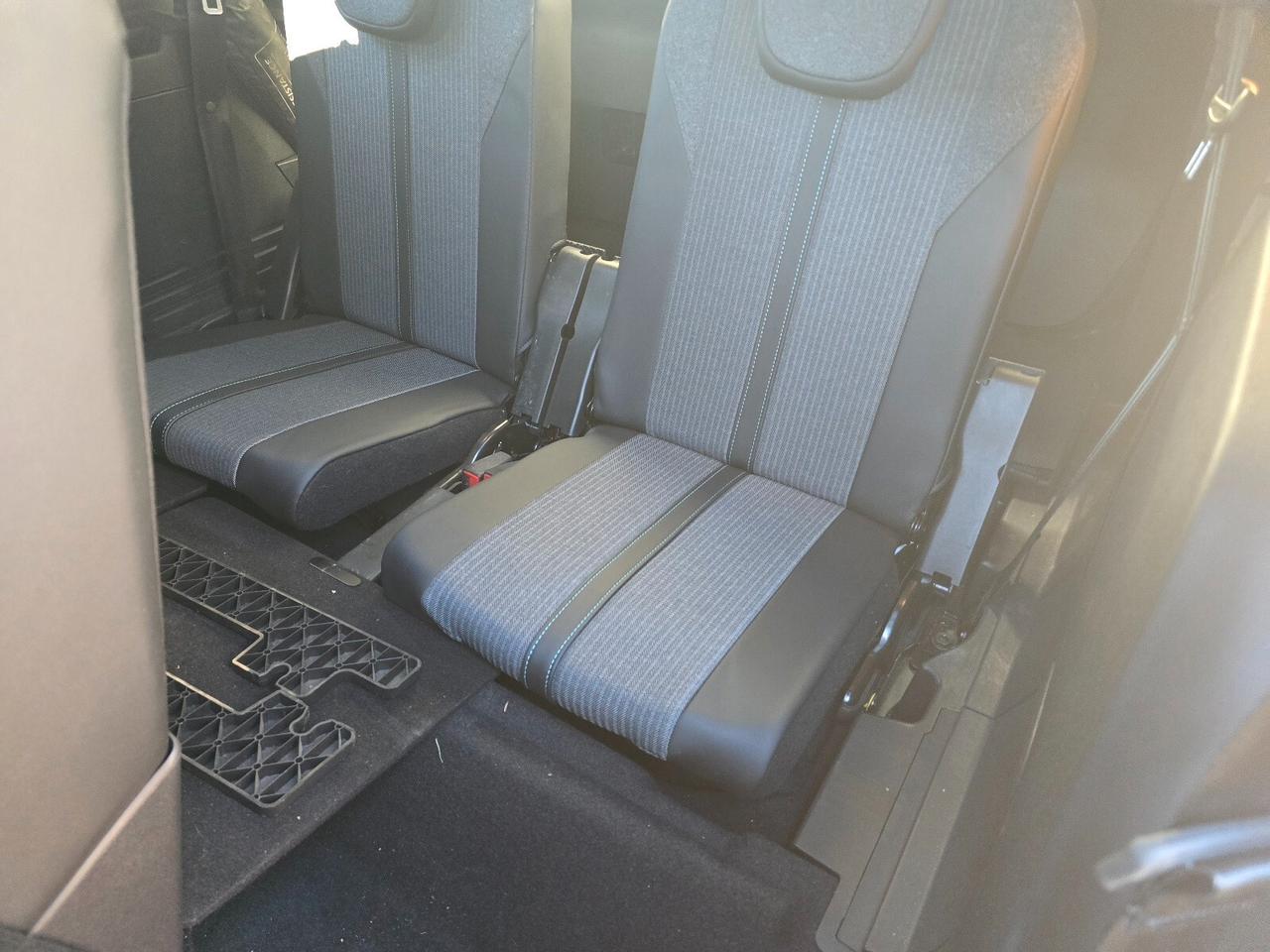 Peugeot 5008 BlueHDi 130 S&S EAT8 Allure Pack