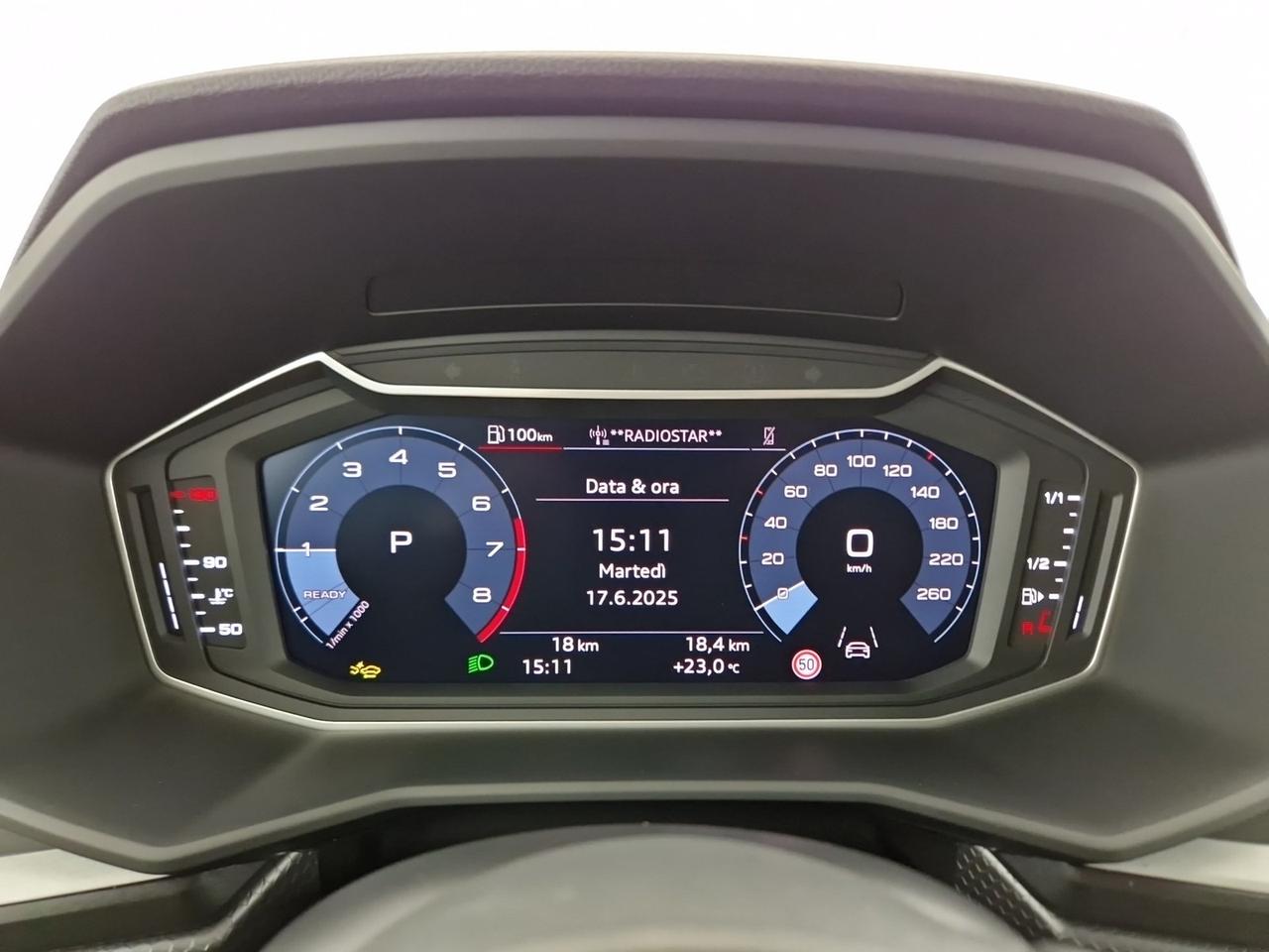Audi A1 allstreet 30 1.0 tfsi identity contrast 116cv s tronic