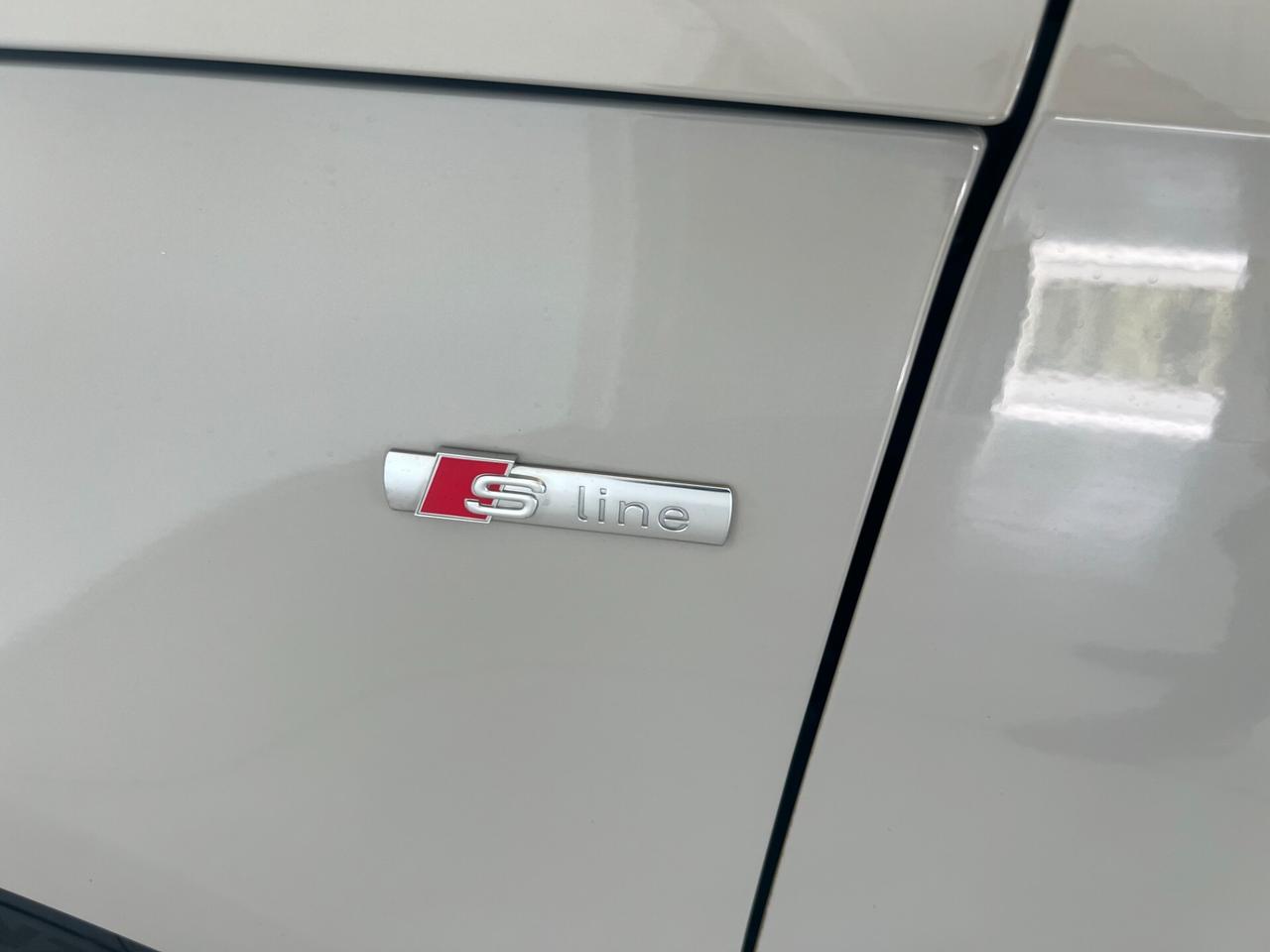 Audi A1 SPB 1.0 TFSI ultra S tronic S-LINE ESTERNO