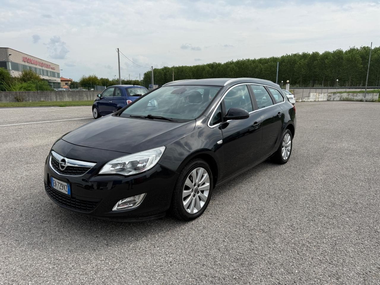 Opel Astra 1.7 CDTI 110CV Sports Tourer Cosmo