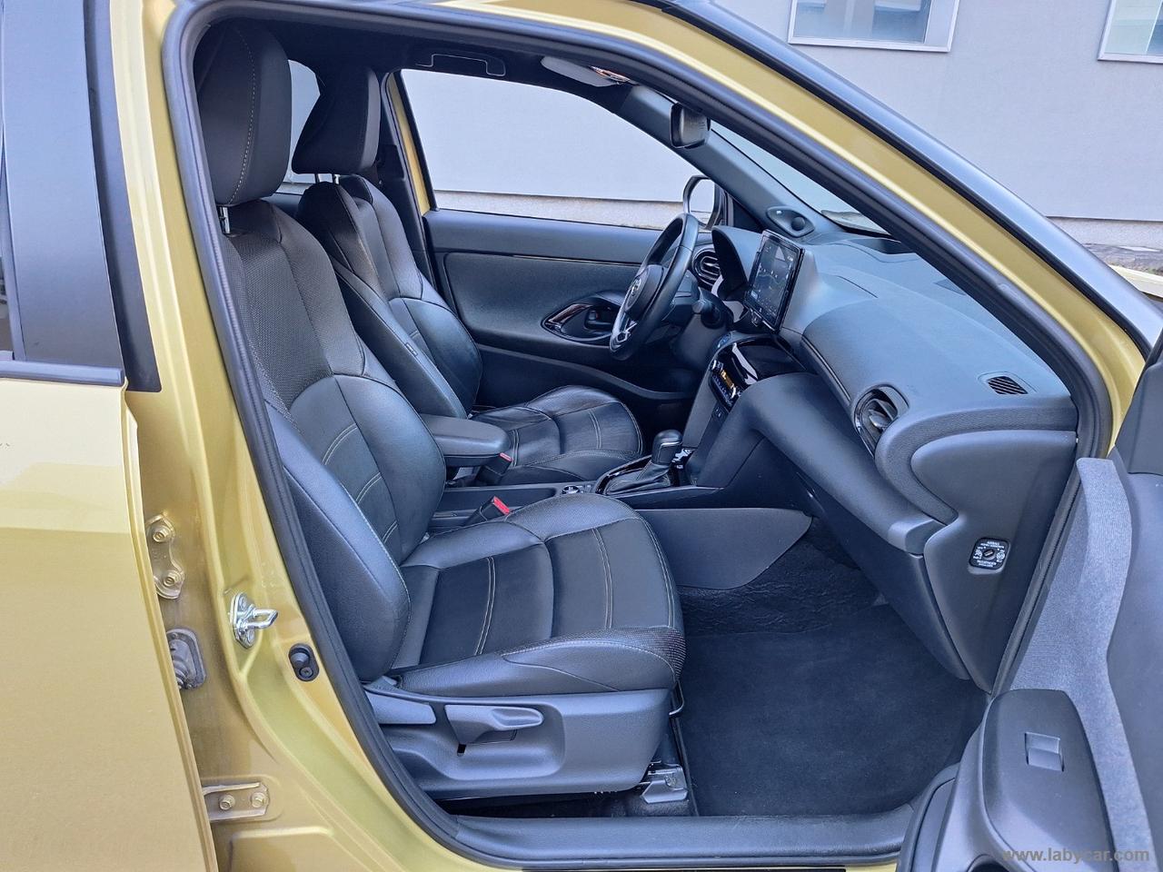 TOYOTA Yaris Cross 1.5 Hyb. AWD PREMIERE 4X4 GARANZIA UFF