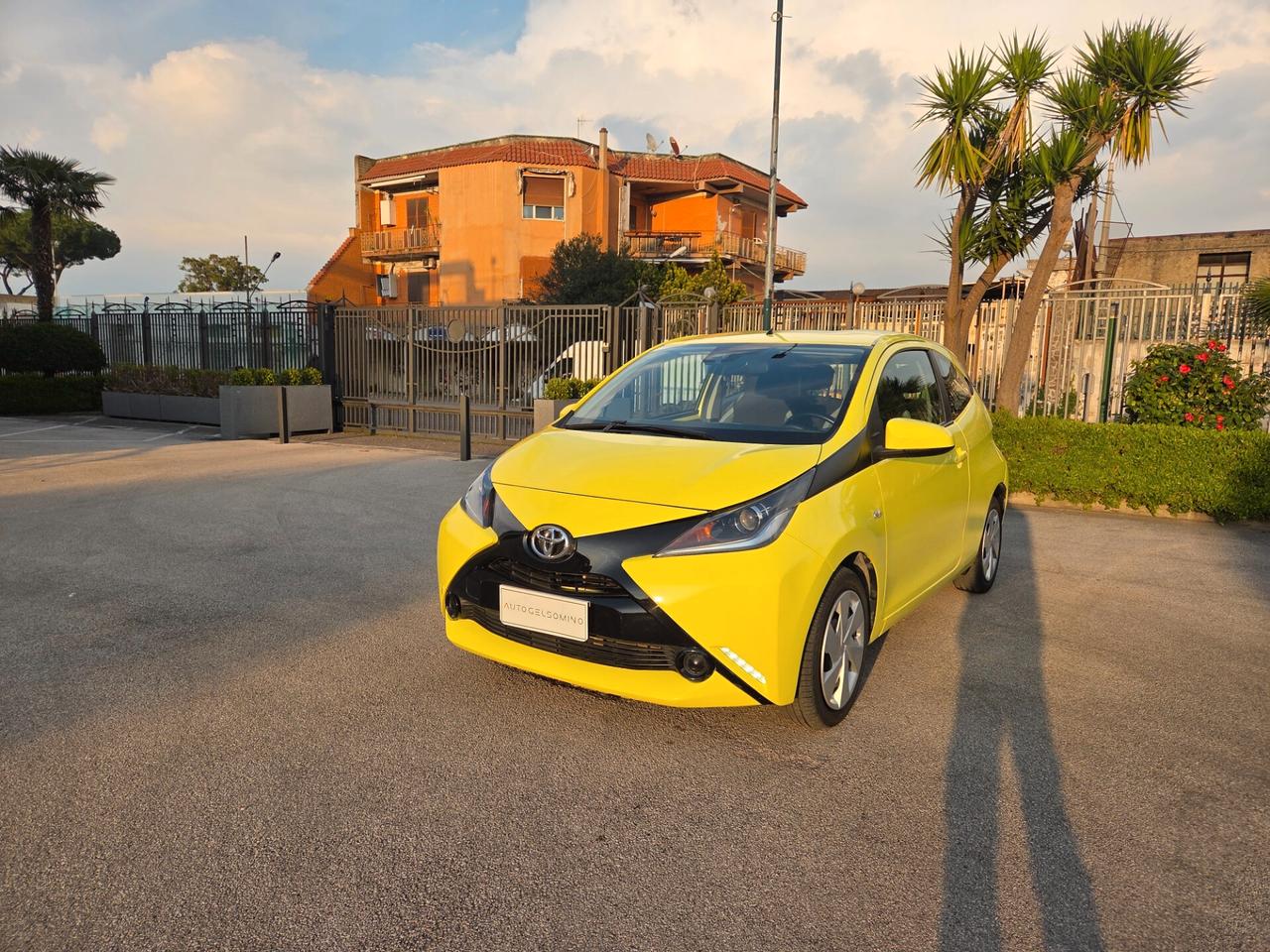 Toyota Aygo 1.0 VVT-i 69 CV 3 porte x-cool TSS