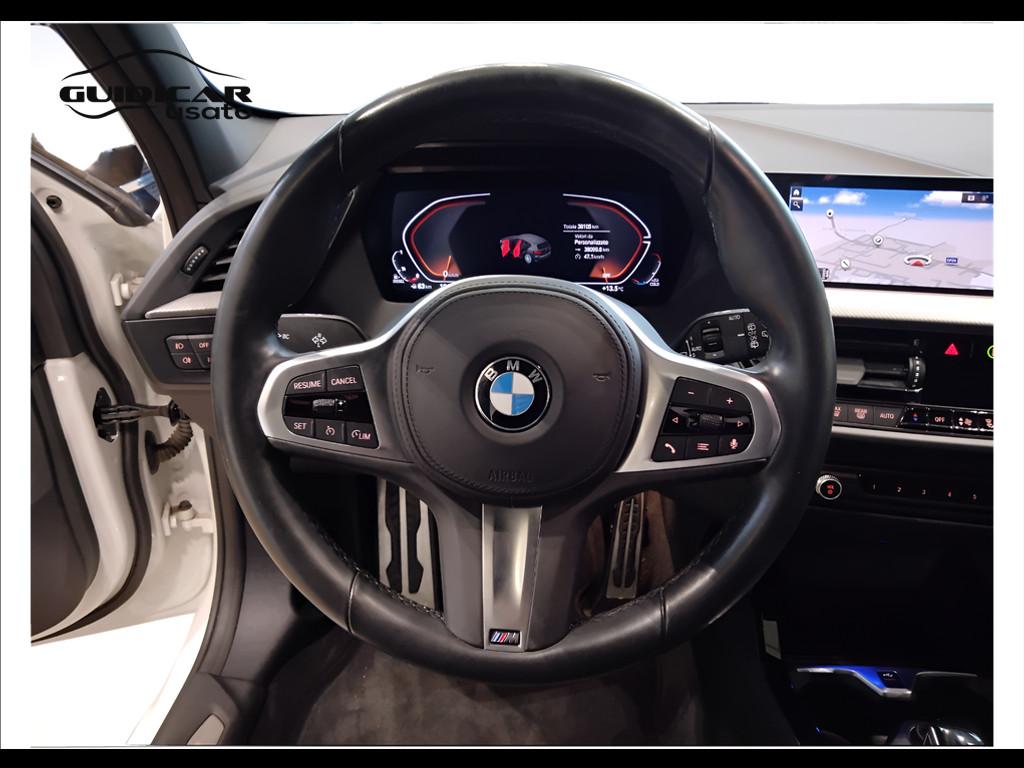 BMW Serie 1 F40 - 116d Msport Exterior auto