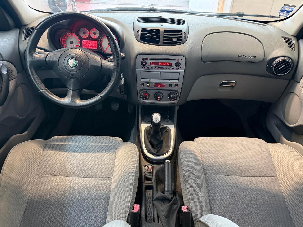 Alfa Romeo 147 1.6 16V TS 5 porte Black Line