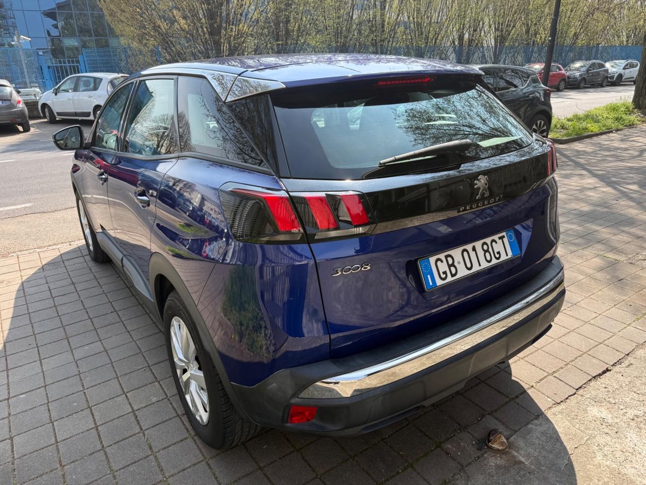 Peugeot 3008 BlueHDi 130 S&S Business