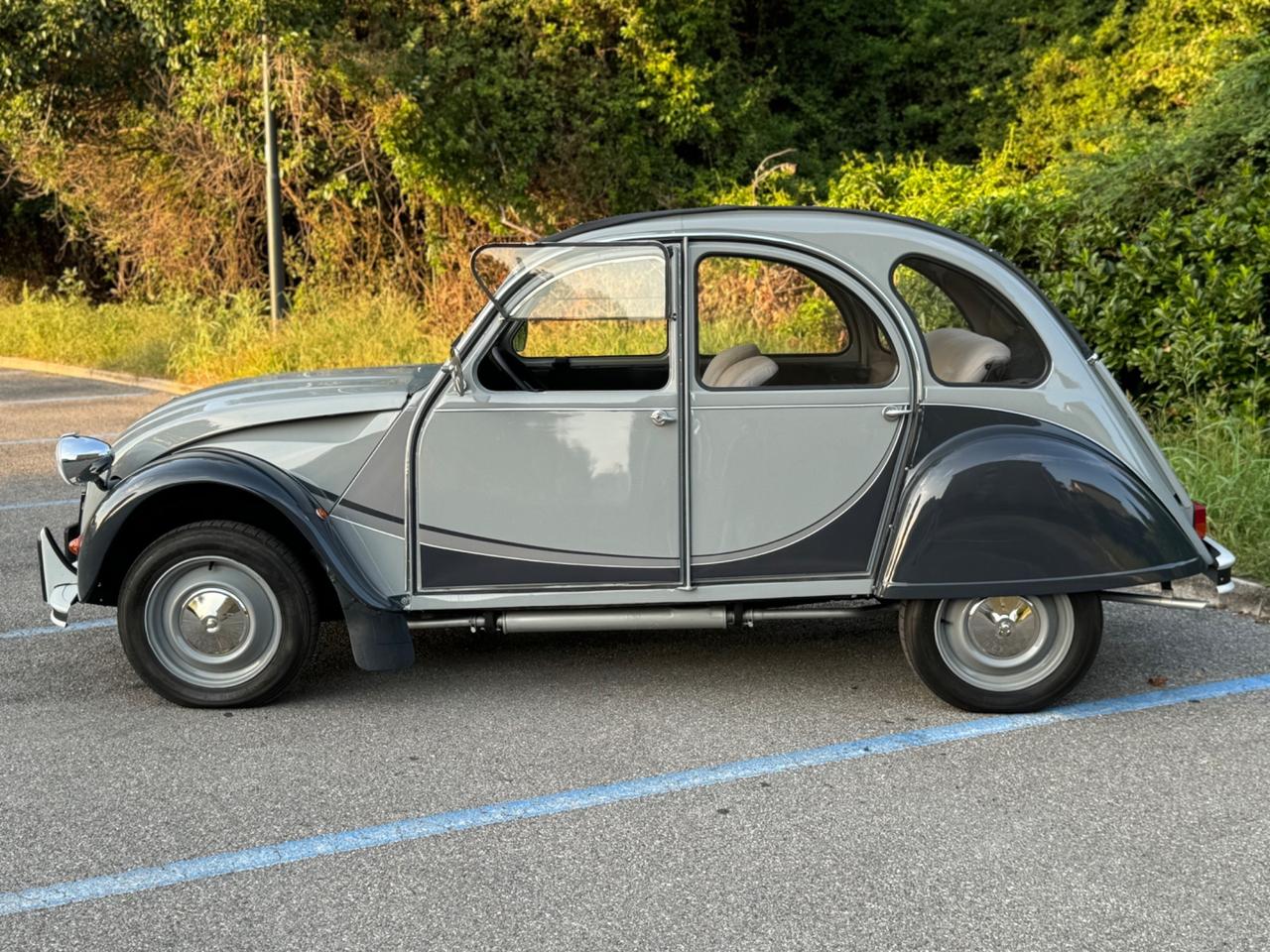Citroen 2CV 6 Charleston