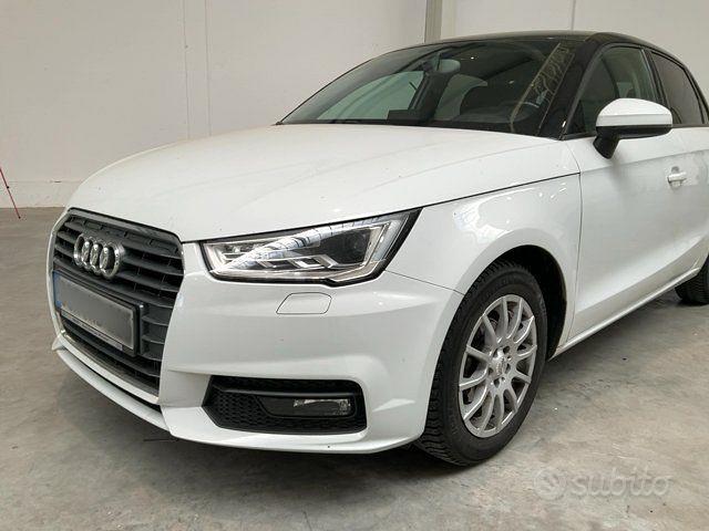 Audi A1 Sportback 1.0 tfsi ultra Sport 95cv 5Posti