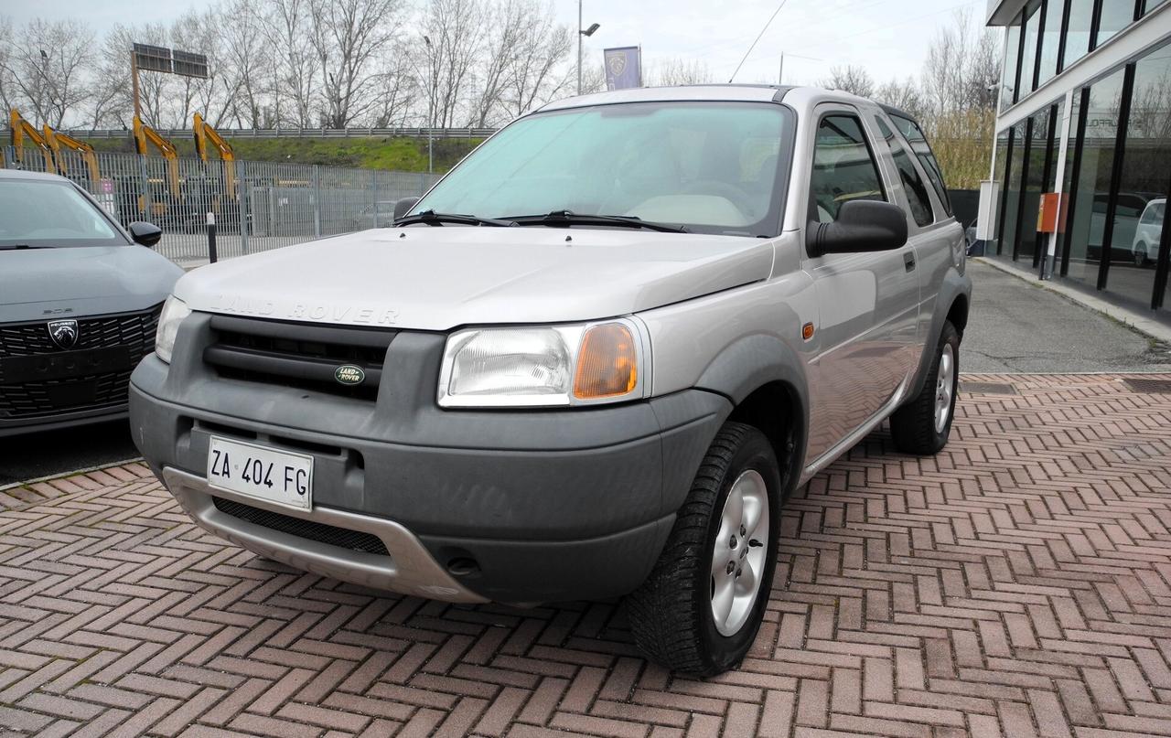 Land Rover Freelander 2.0 TD cat 3p. Hardback