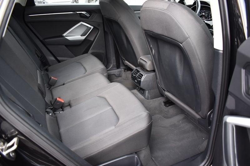 Audi Q3 Q3 35 2.0 tdi Business Advanced s-tronic