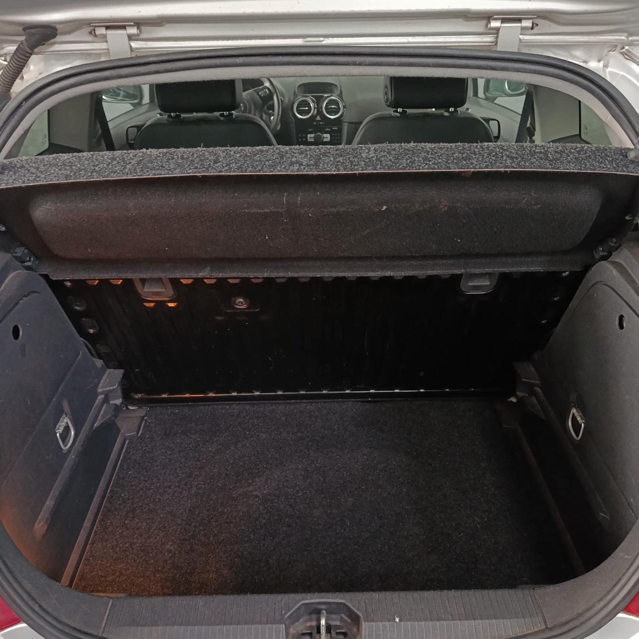 Opel Corsa 1.2 BENZINA Edition