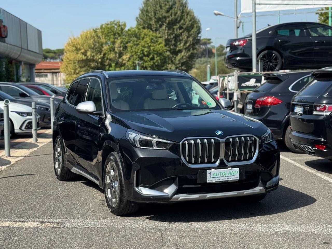 BMW iX1 xDrive 30 xLine
