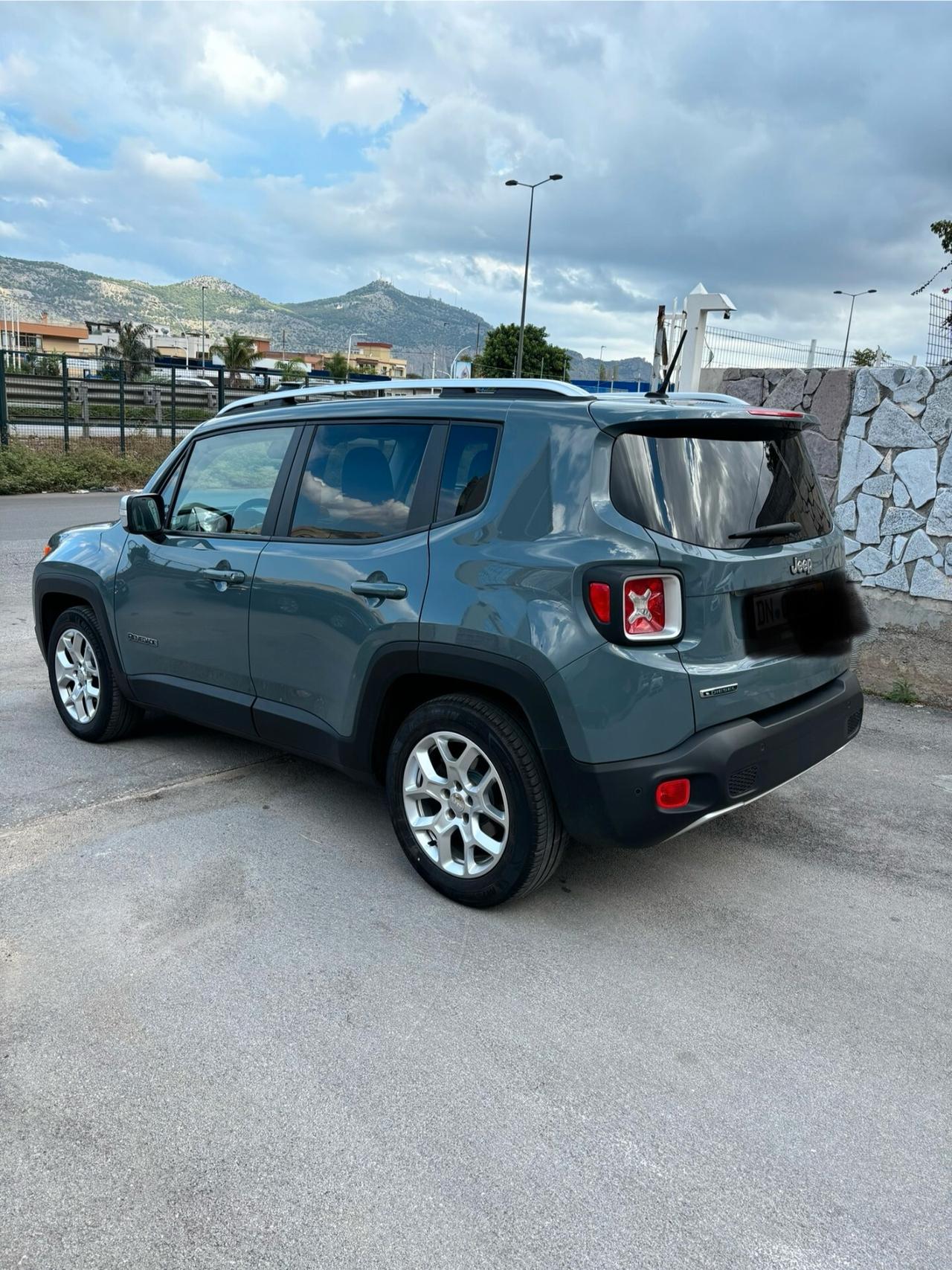 Jeep Renegade 1.6 Mjt 120 CV Longitude ANNO 2015