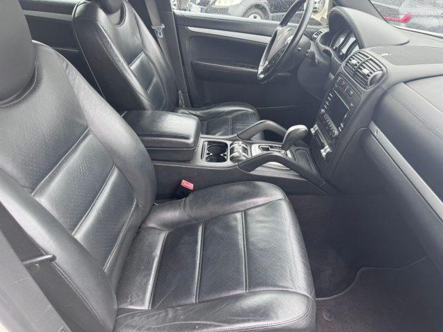 PORSCHE Cayenne 3.0 Diesel NO SUPERBOLLO