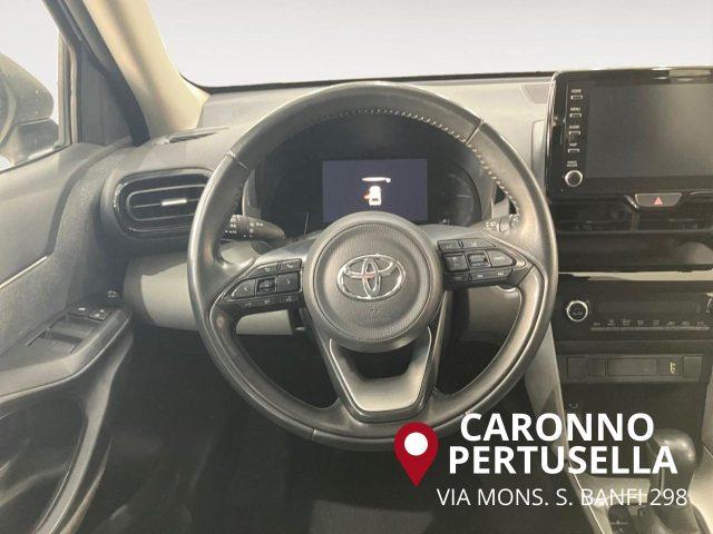 TOYOTA Yaris Cross 1.5 Hybrid 5p. E-CVT AWD-i Business