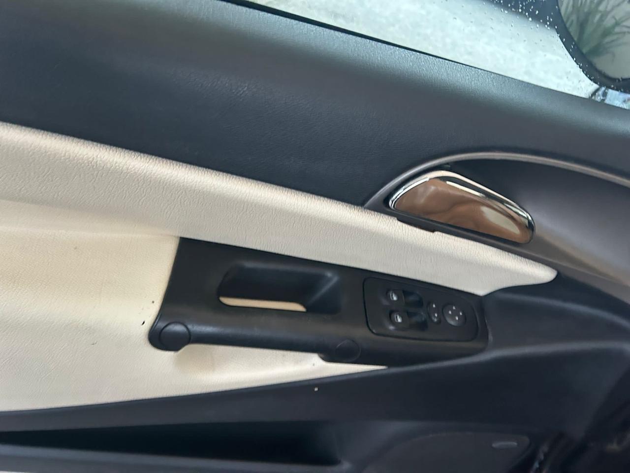 Lancia Ypsilon 1.3 Multijet 16V Platino