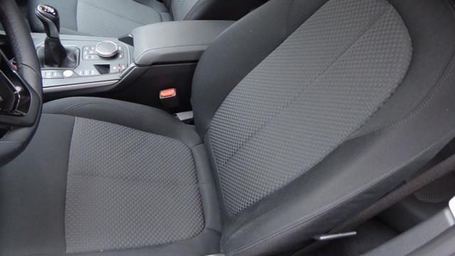 BMW 118 d 5p. Business Advantage