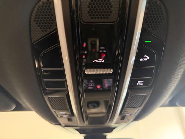 PORSCHE Cayenne 3.0 V6 E-Hybrid / CHRONO / P.H.A.S.M. / TETTO