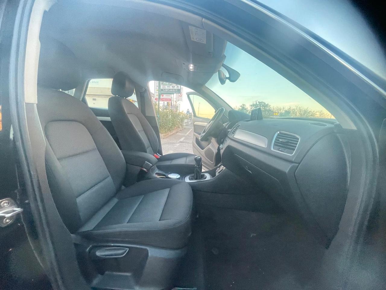 Audi Q3 2.0 TDI 150 CV Business