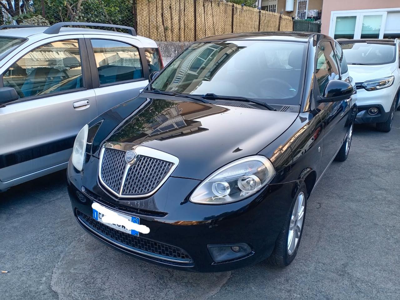 Lancia Ypsilon 1.2 69 CV 5 porte S&S Platinum