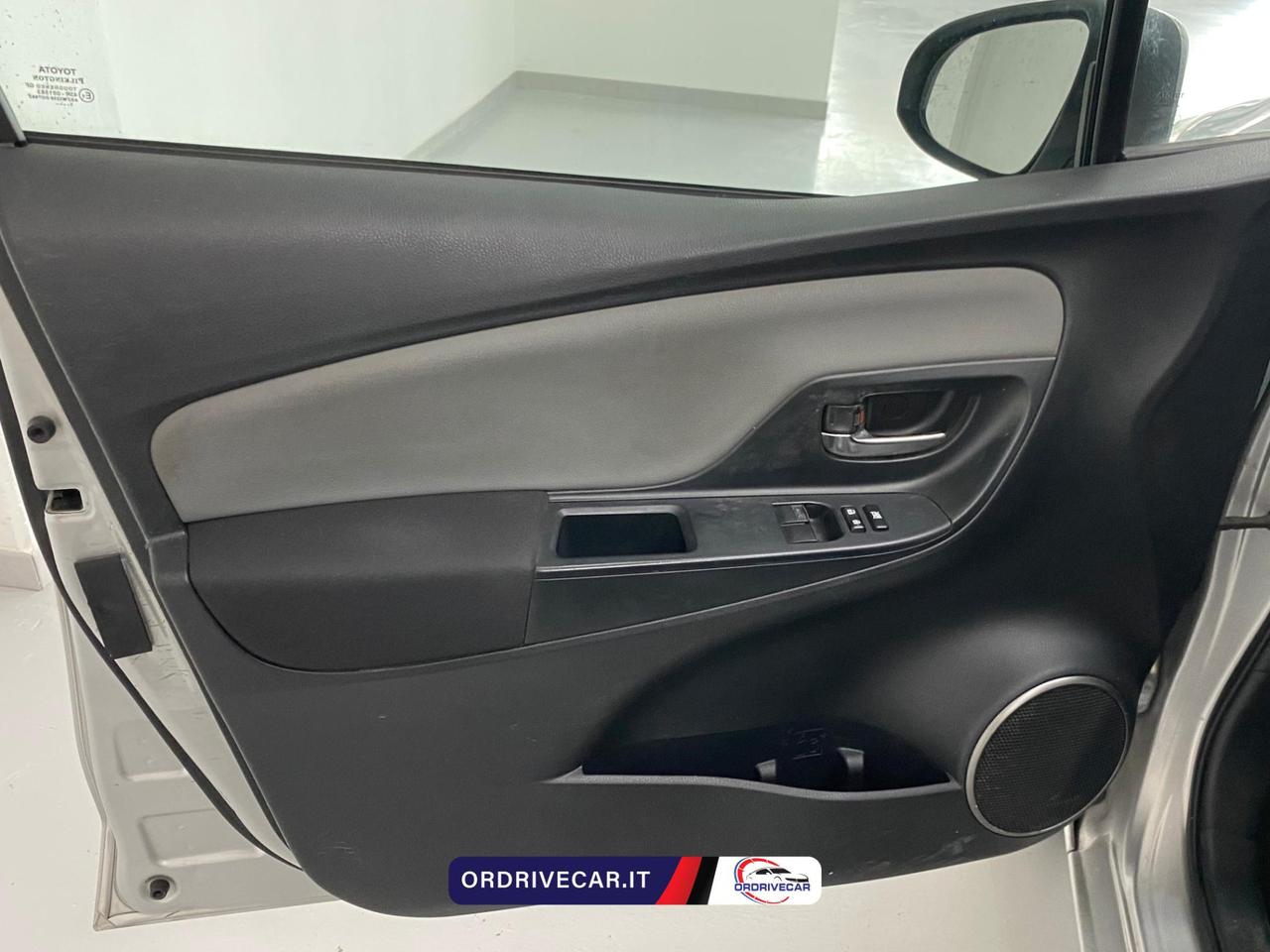 Toyota Yaris 5 Porte Yaris 5p 1.0 Active