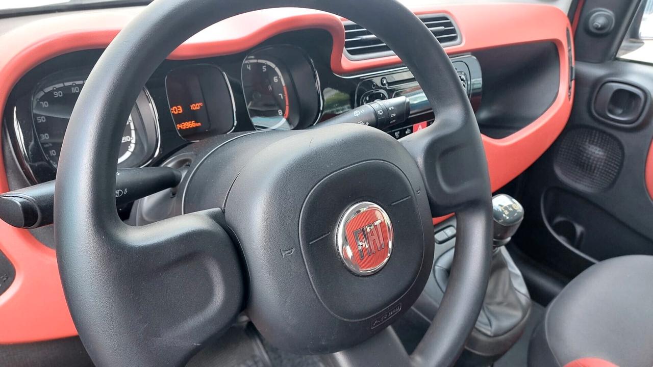 Fiat Panda 1.2 Lounge PERFETTA - 2015