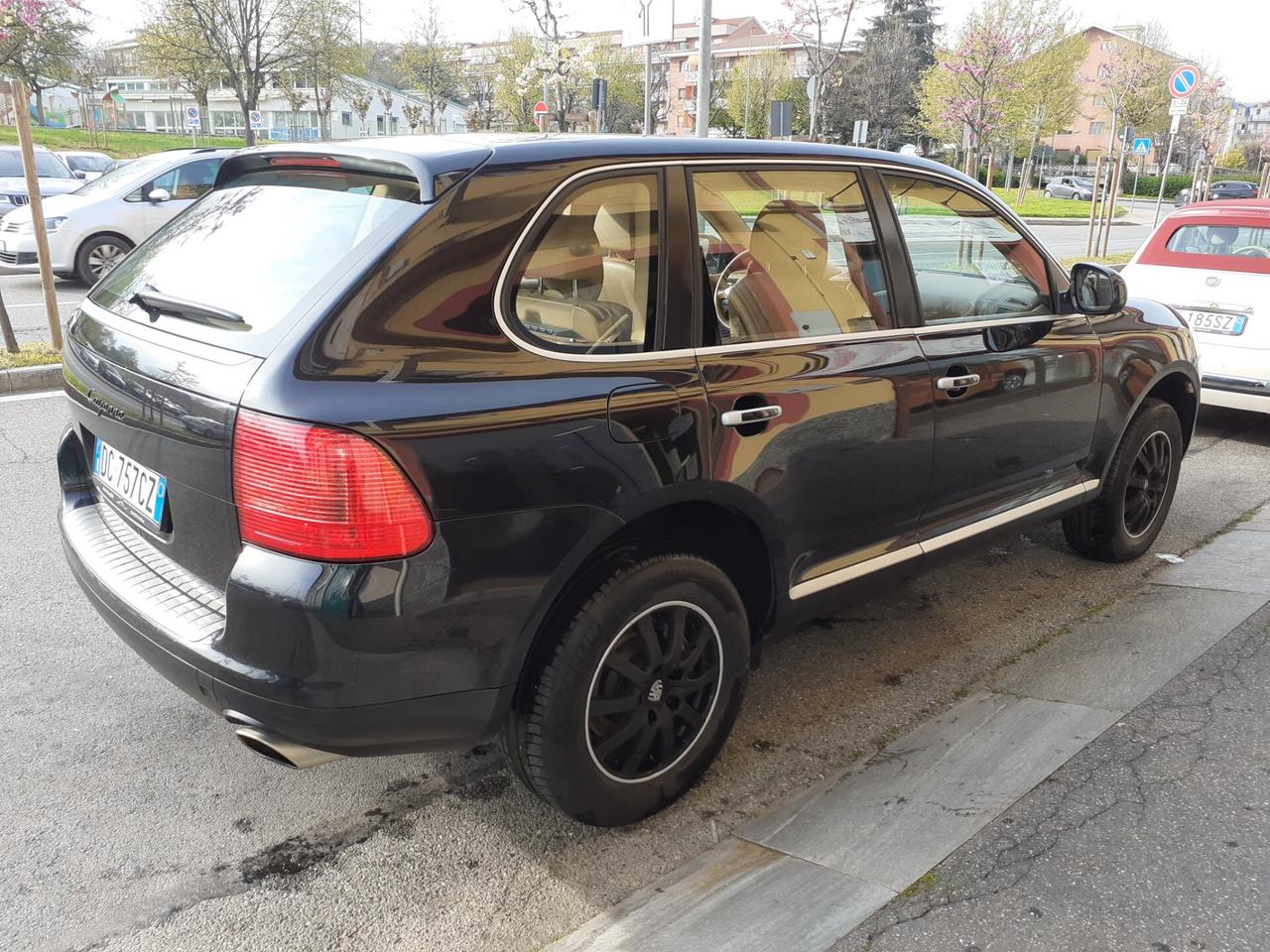 Porsche Cayenne 3.2 V6