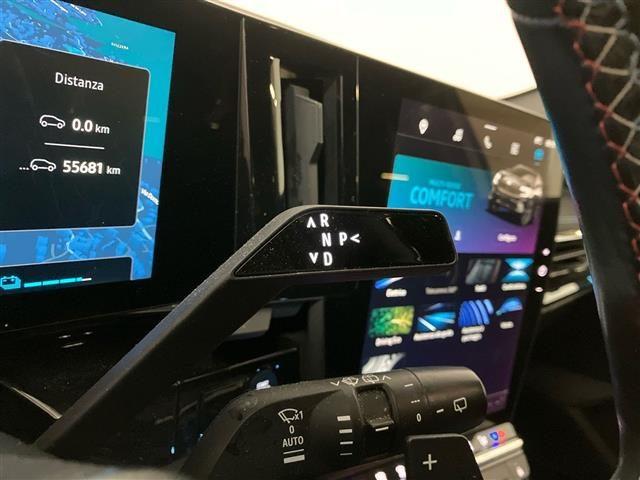 RENAULT Austral 1.2 E-Tech full hybrid 200cv Iconic Esprit