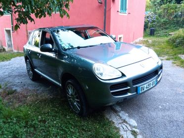 Porsche Cayenne 4.5 cat Turbo S