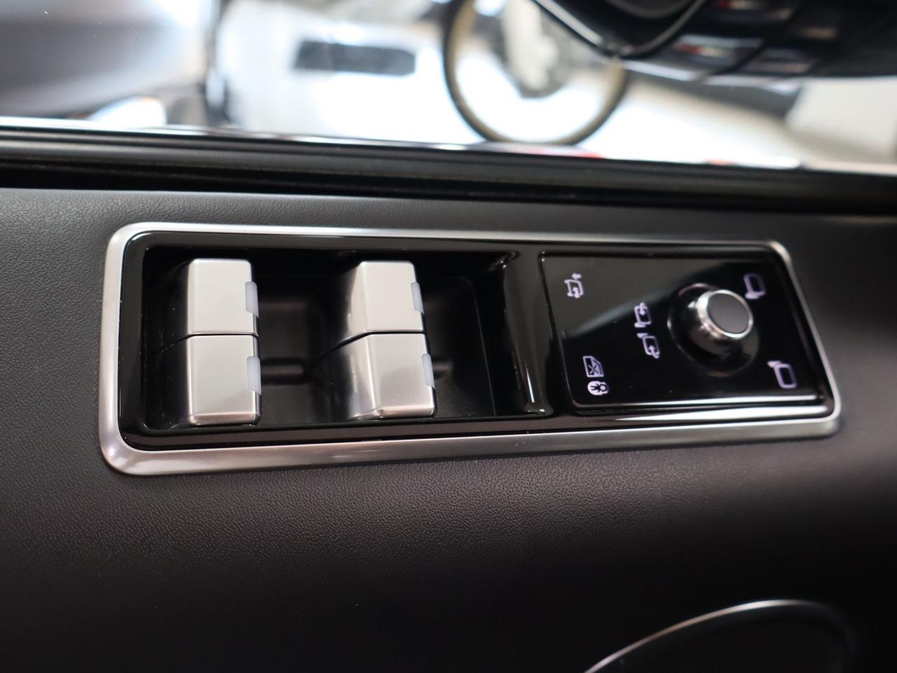Land Rover Range Rover Sport HSE Dynamic Bl #11666