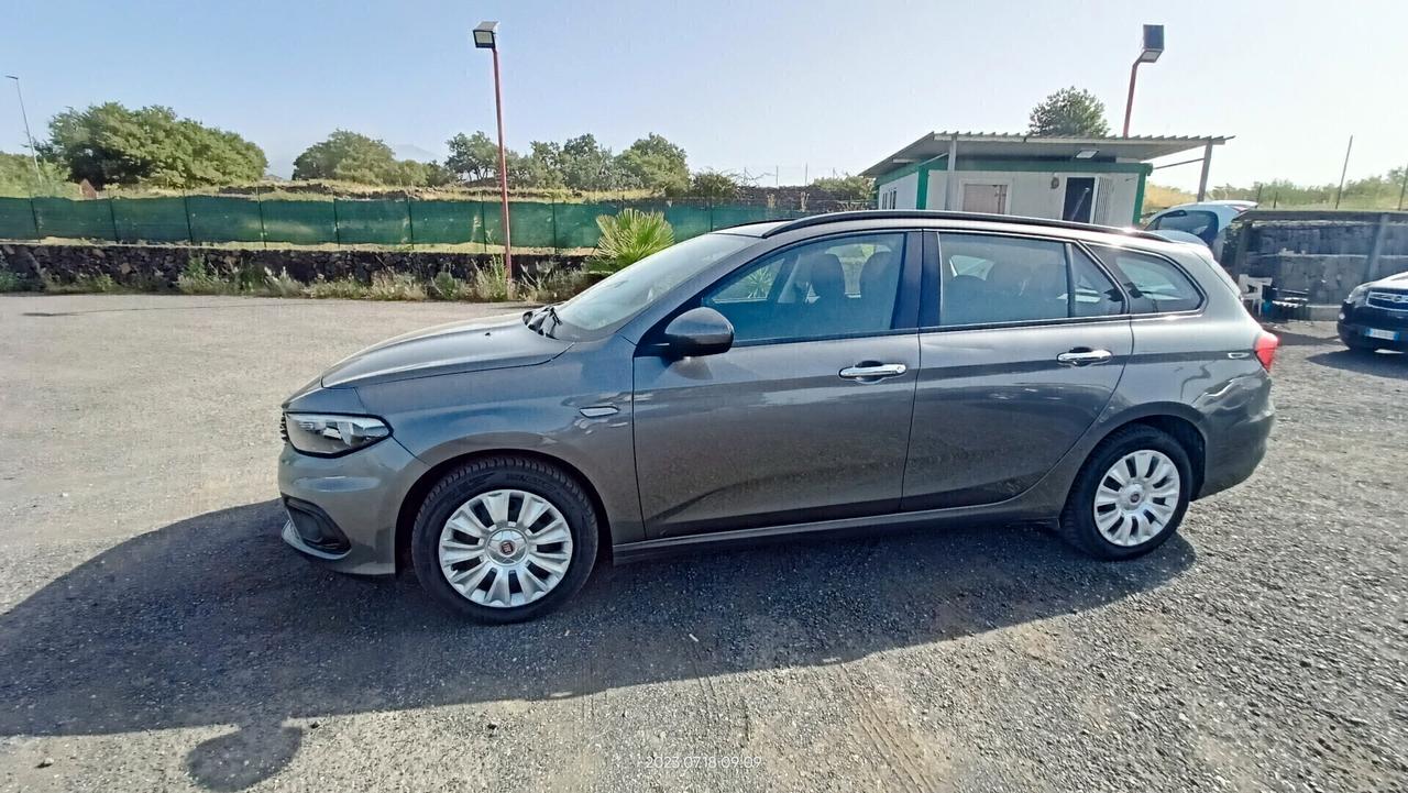 Fiat Tipo 1.3 Mjt S&S SW Lounge