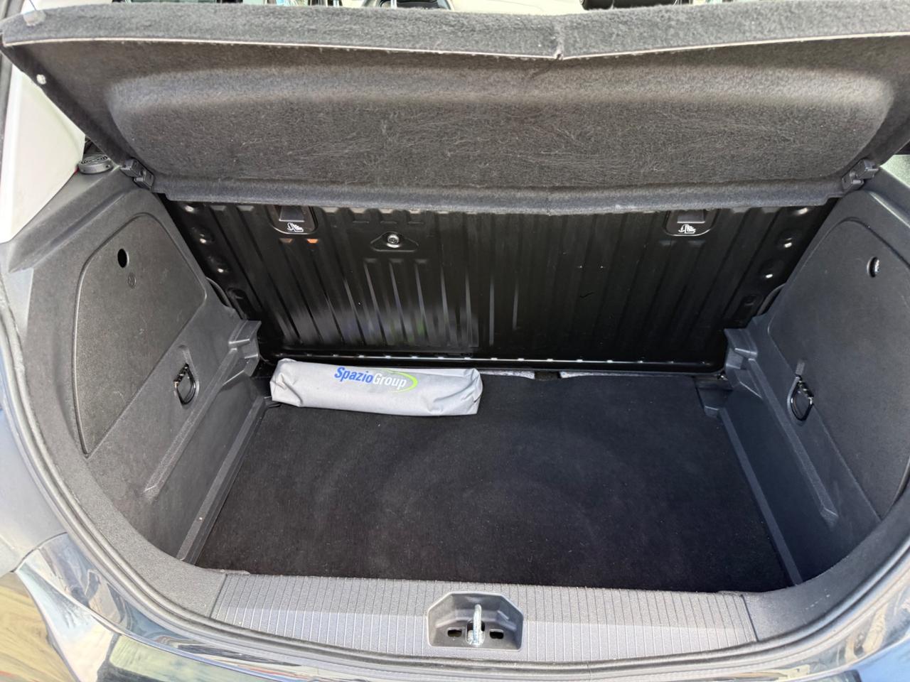 Opel Corsa 1.2 5 porte Black Edition NEOPATENTATI