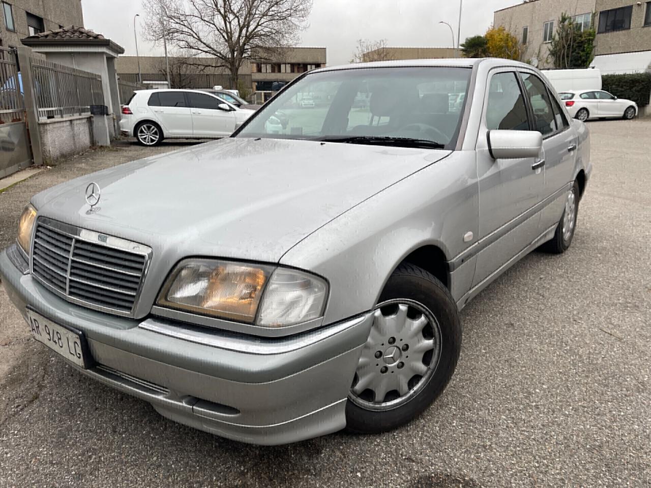 MERCEDES-BENZ C250 TURBODIESEL 150CV GANCIO TRAINO 1500KG