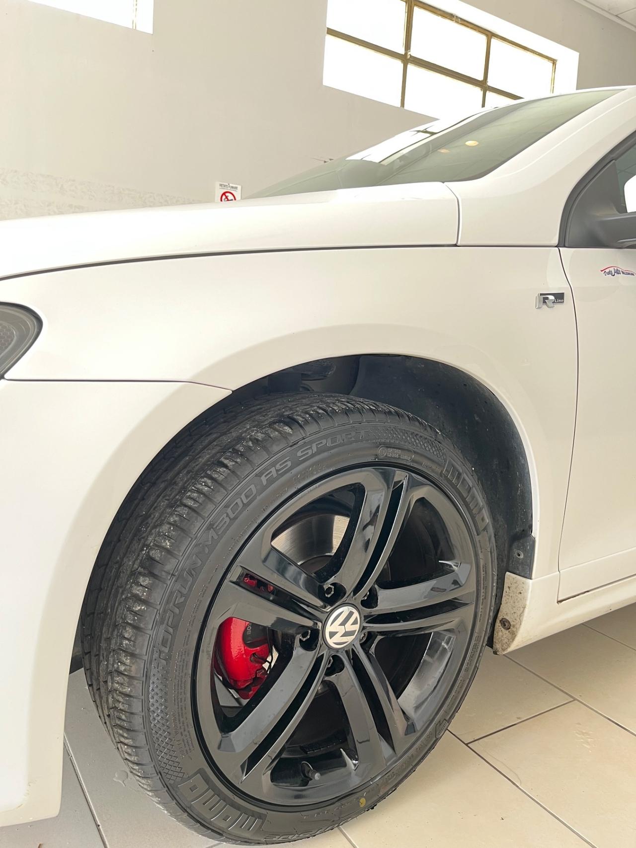 Volkswagen Scirocco 1.4 TSI R-LINE