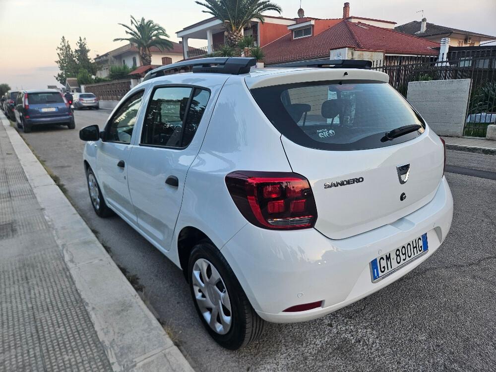 Dacia Sandero 0.9 TCe 12V T-GPL"Economica con NAVIG"