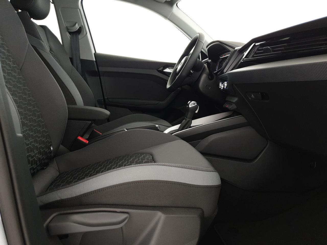 Sportback 30TFSI 116CV S tronic Identity Black