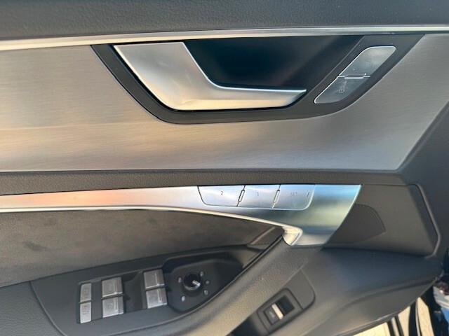Audi A6 Avant 40 2.0 TDI S tronic S-LINE TETTO-MATRIXHD-R21-PELLE TOT.-B.OLUFSEN-FULL!!