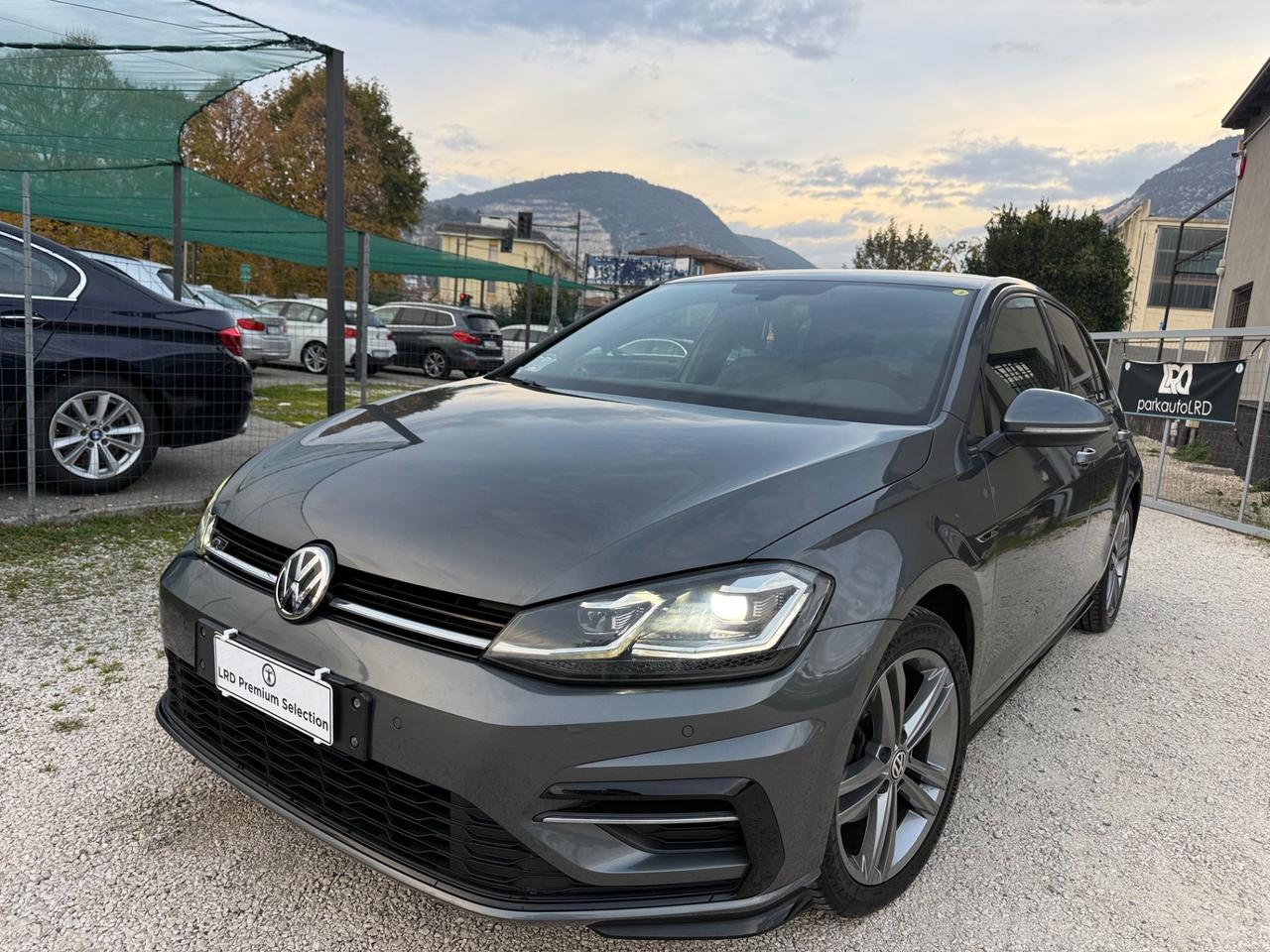 Volkswagen Golf 7 R-Line 1.6 TDI 115 CV Pack R Top di Gamma Euro6d