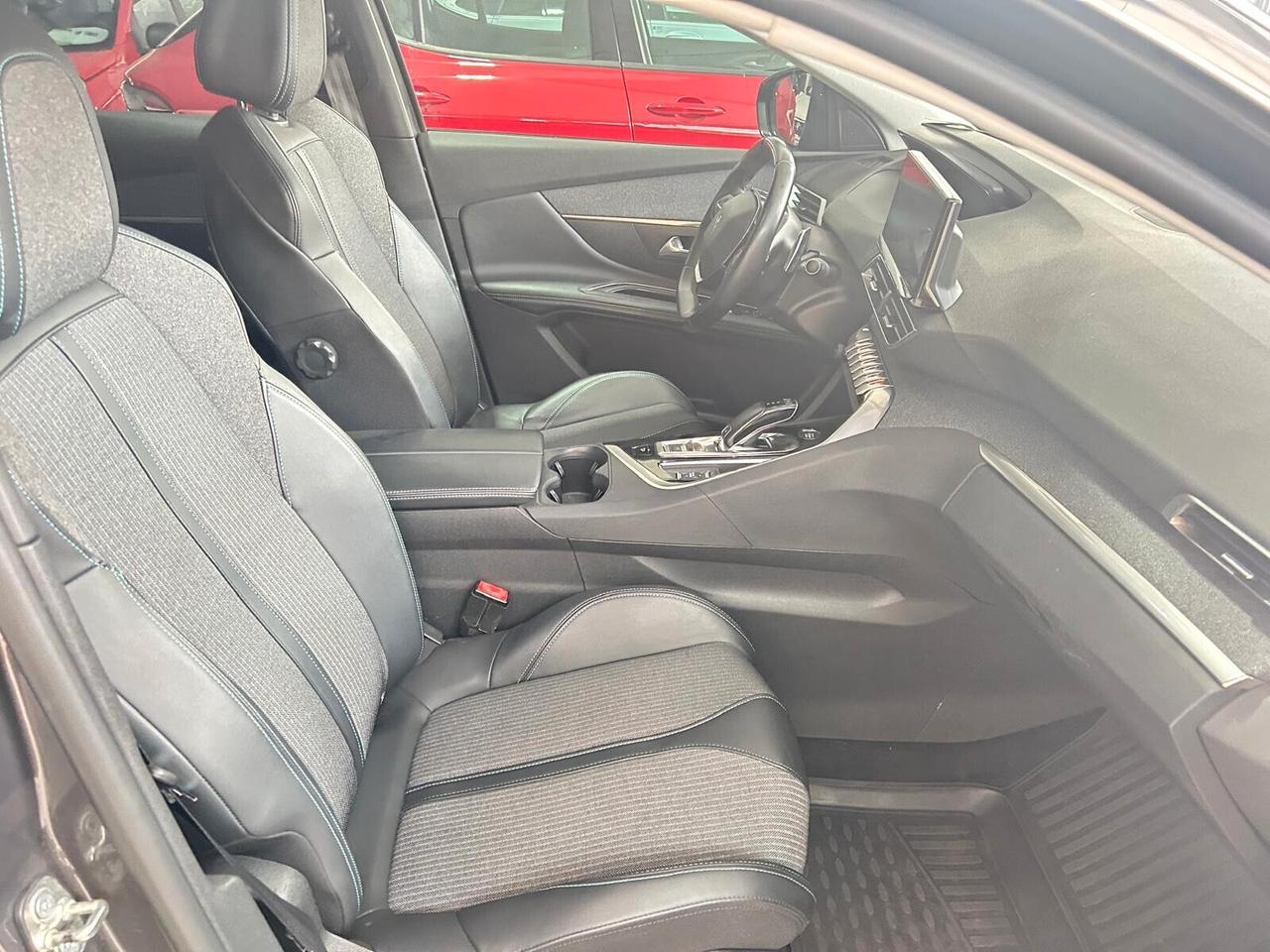 Peugeot 3008 BlueHDi 130 S&S EAT8 Allure Pack