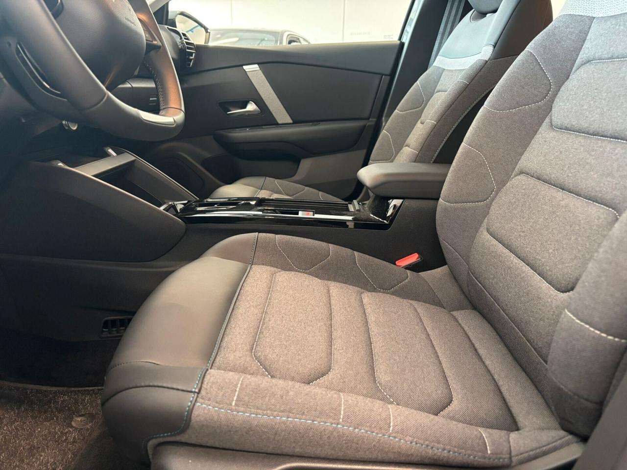 Citroen C4 PLUS motore elettrico 136 CV SPOTICAR