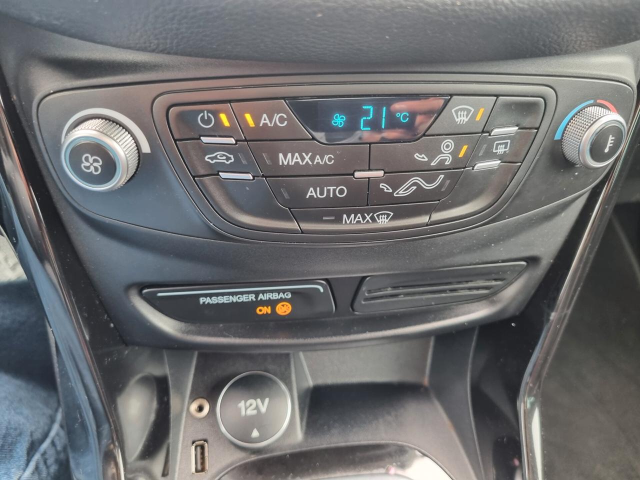 Ford B-Max 1.6 TDCi 95 CV Titanium TETTO PANORAMICO
