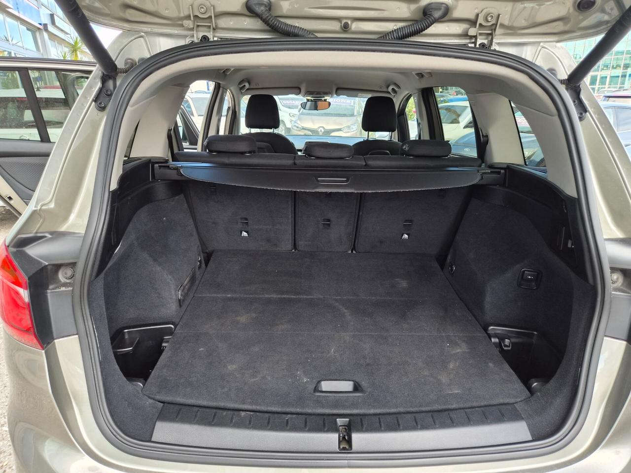 Bmw Serie 2 Gran Tourer 216d Advantage