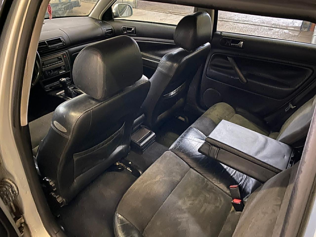 Volkswagen Passat 1.8 T 20V cat Trendline-2002