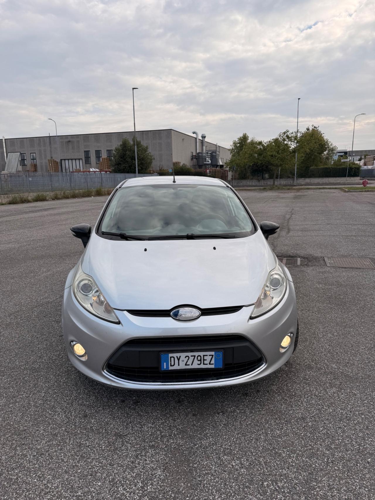 Ford Fiesta 1.2 82 CV 5 porte Titanium
