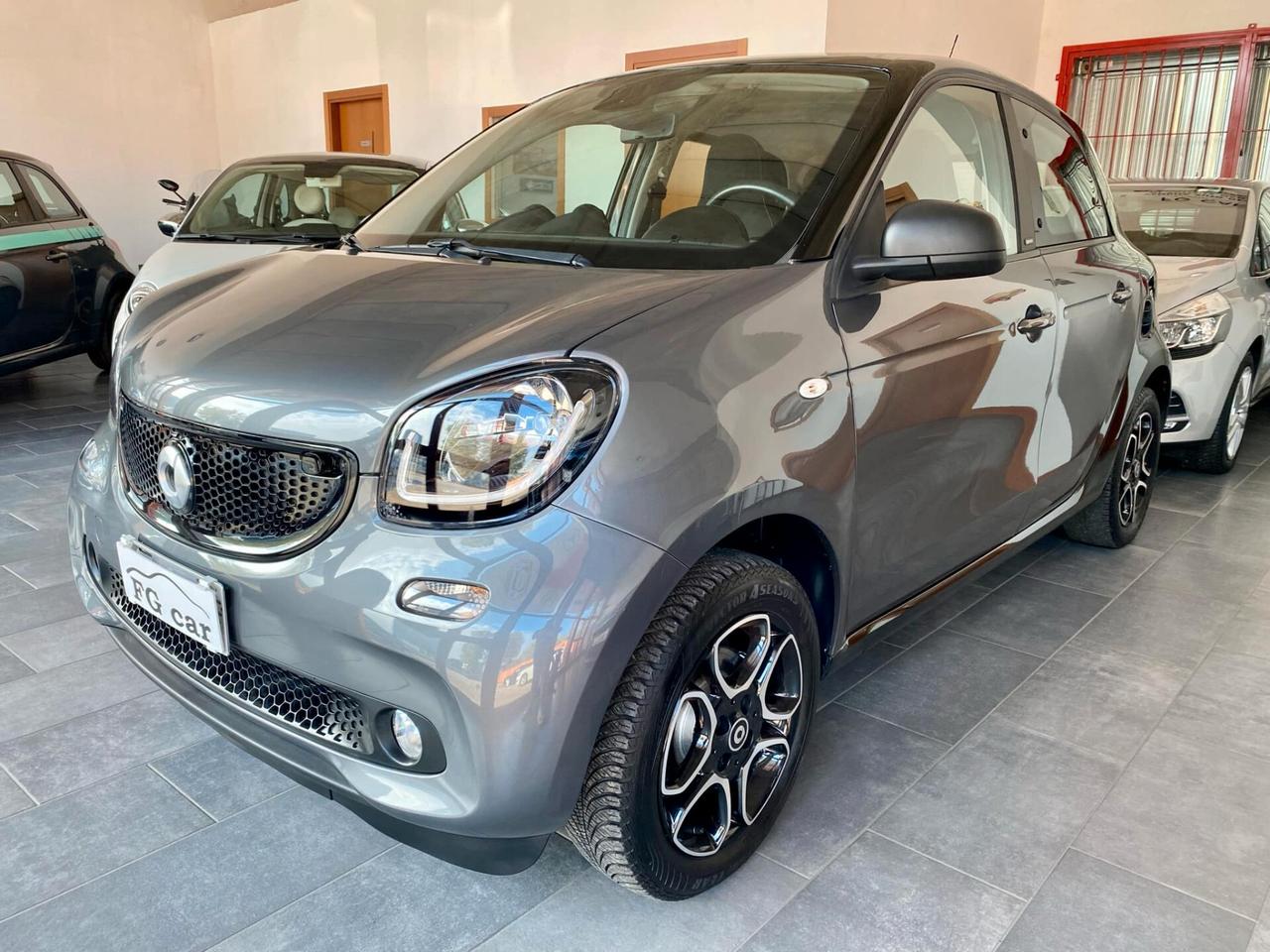 Smart ForFour 1.0 Passion 71Cv NEOPATENTATI