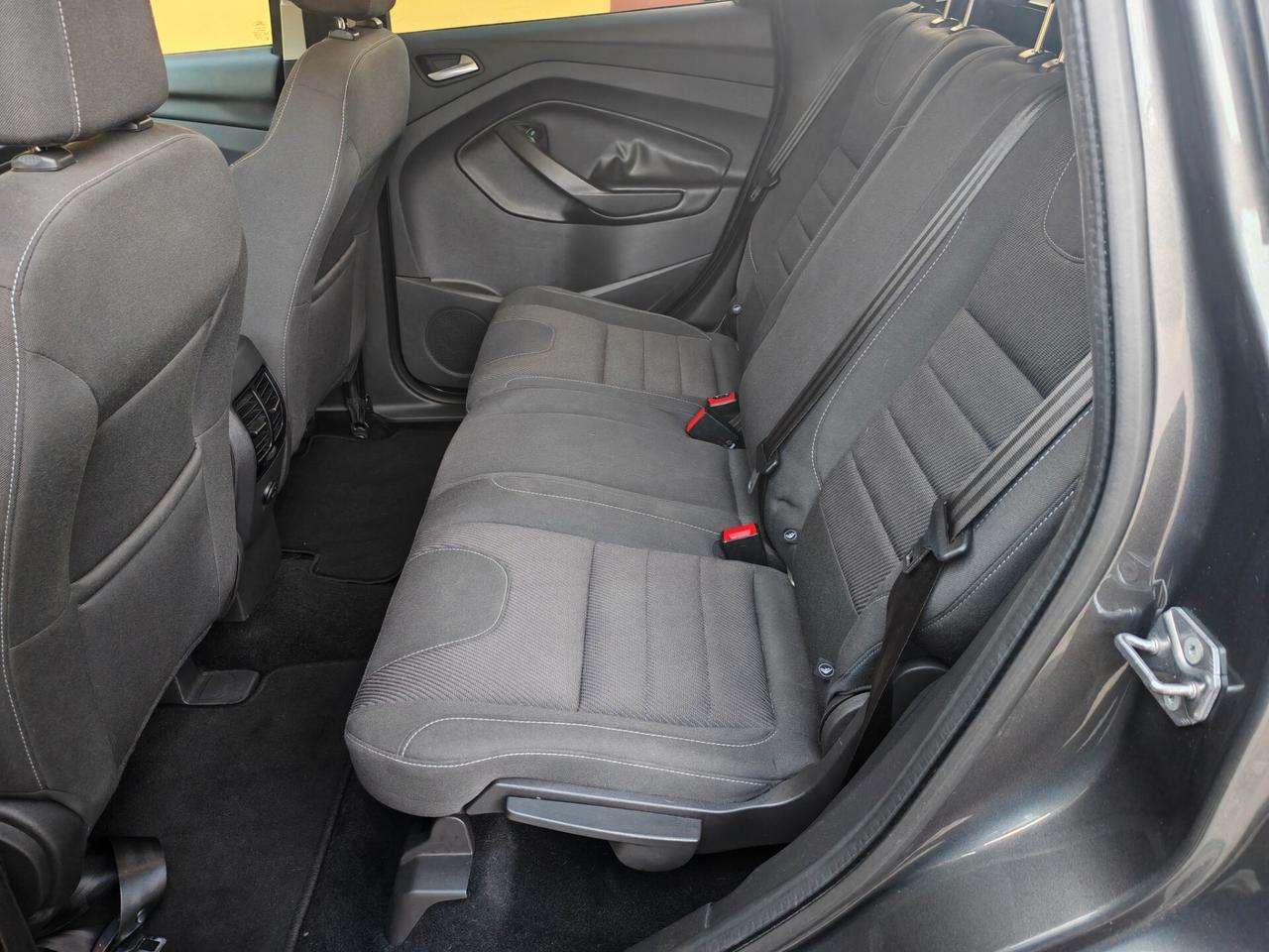 Ford Kuga 2.0 TDCI 120 Incidentata/Sinistrata