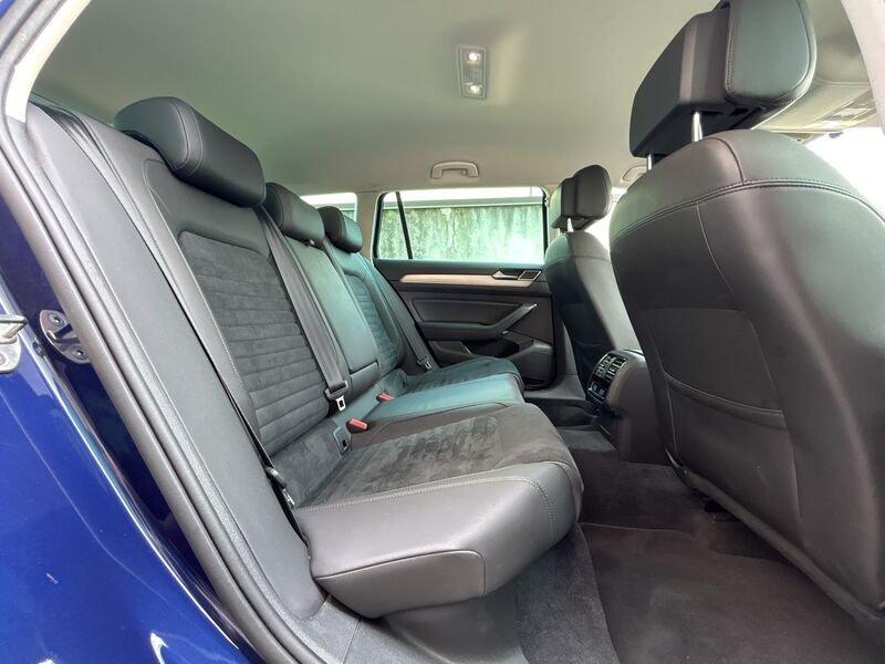 Volkswagen Passat Variant 2.0 TDI 190 CV 4MOTION DSG Executive BMT