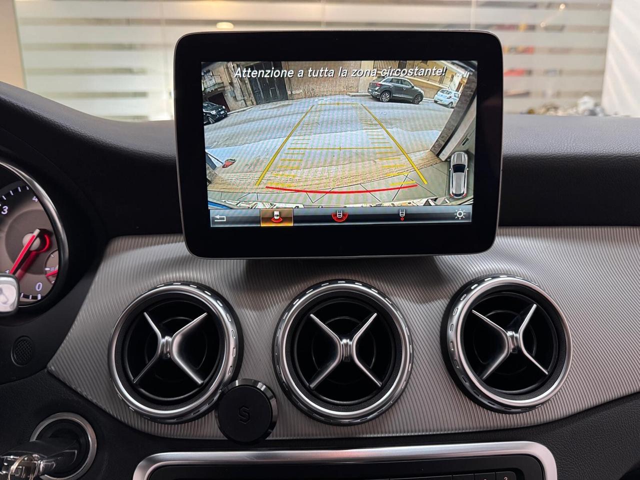 Mercedes-benz GLA 200 d Automatic Sport 2016