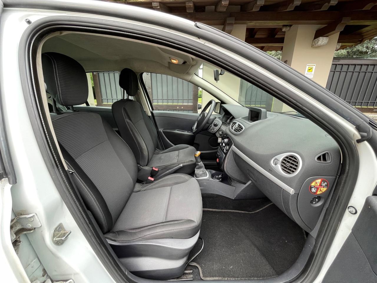 Renault Clio 1.2 16V 5 porte *NEOPATENTATI*