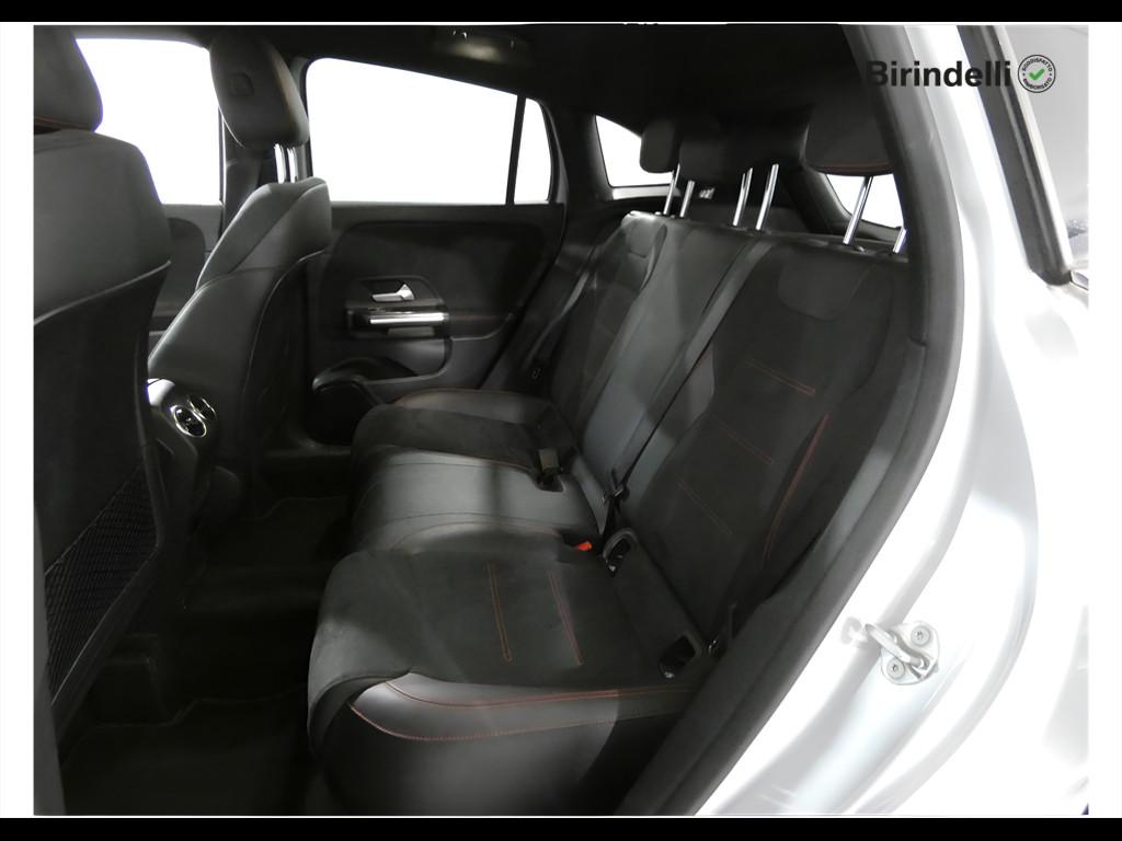 Mercedes-Benz GLA (H247) - GLA 180 d Automatic Premium