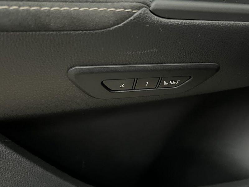 Toyota C-HR 2.0 HV E-CVT Lounge